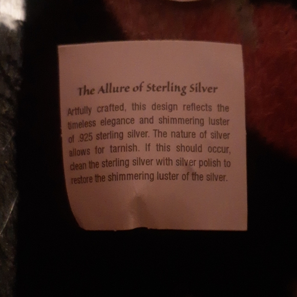 Ring - Picture 4 of 4